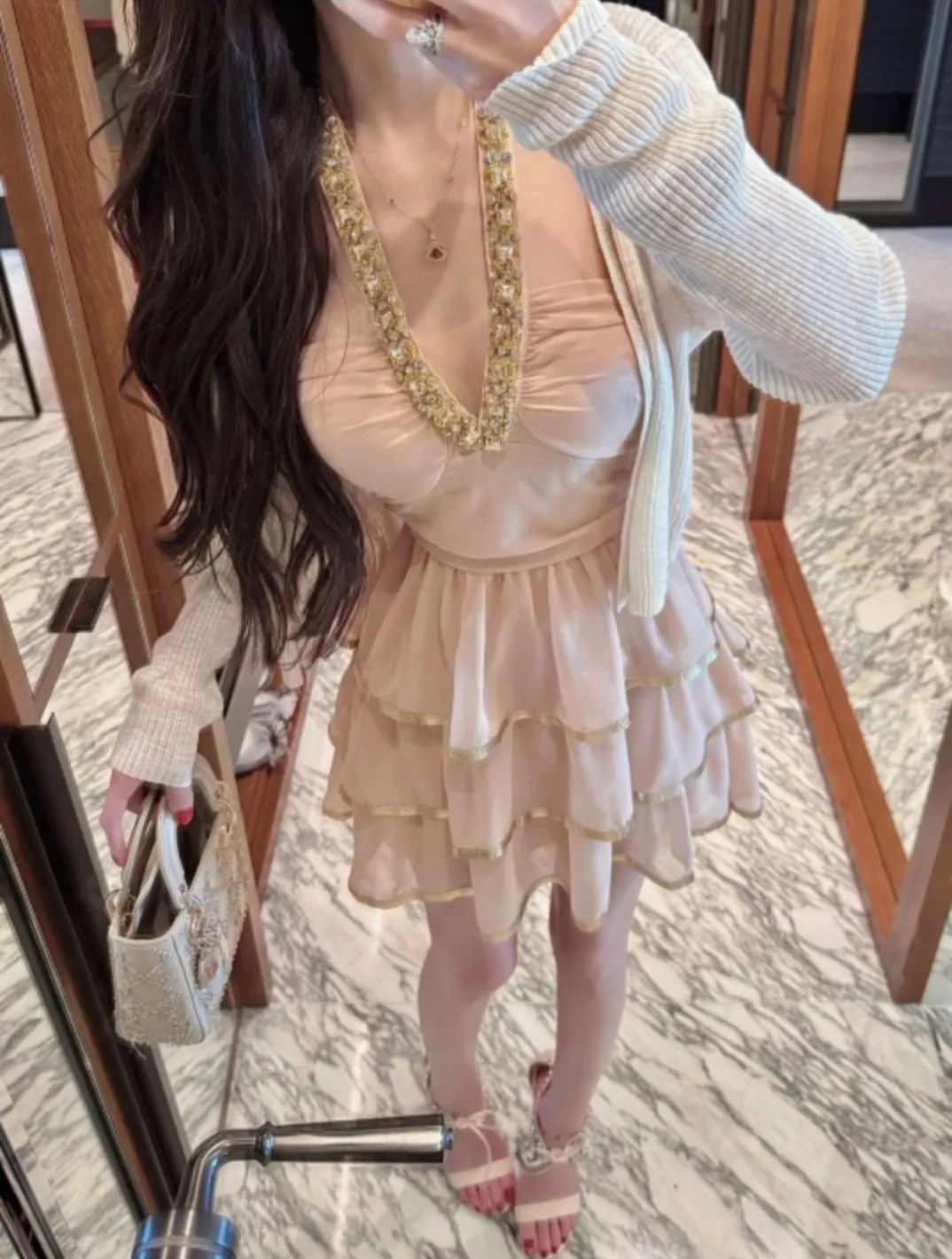 女明星杨嫣
